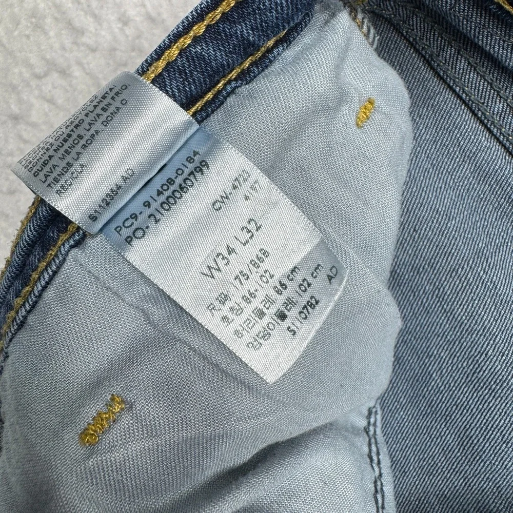 Levis accurate sizing